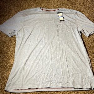 Brand new men’s Tommy Hilfiger T-shirt, great condition, very clean